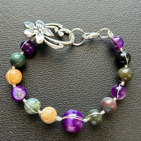 Hand Crafted Purple and African Agate 12 and 8 mm. Bracelet. New. - Picture 4 of 9